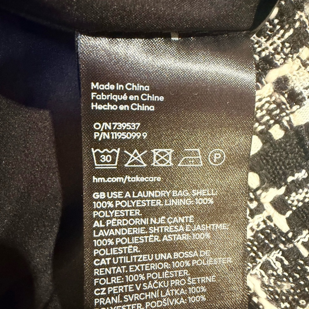 H&M Monochrome Tweed Cropped Blazer XL w Front Pockets - Picture 5 of 6